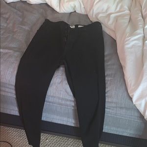 black skinny jeans